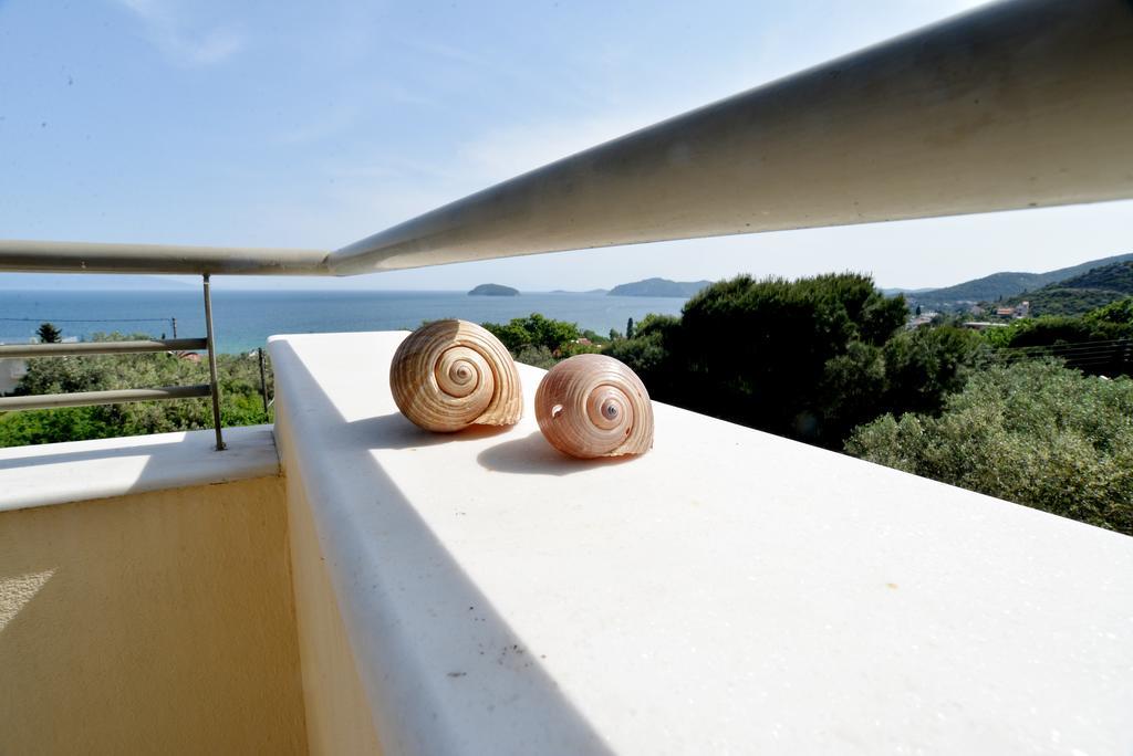 Our House Luxury Suites PalaiónTsiflíkion Екстериор снимка